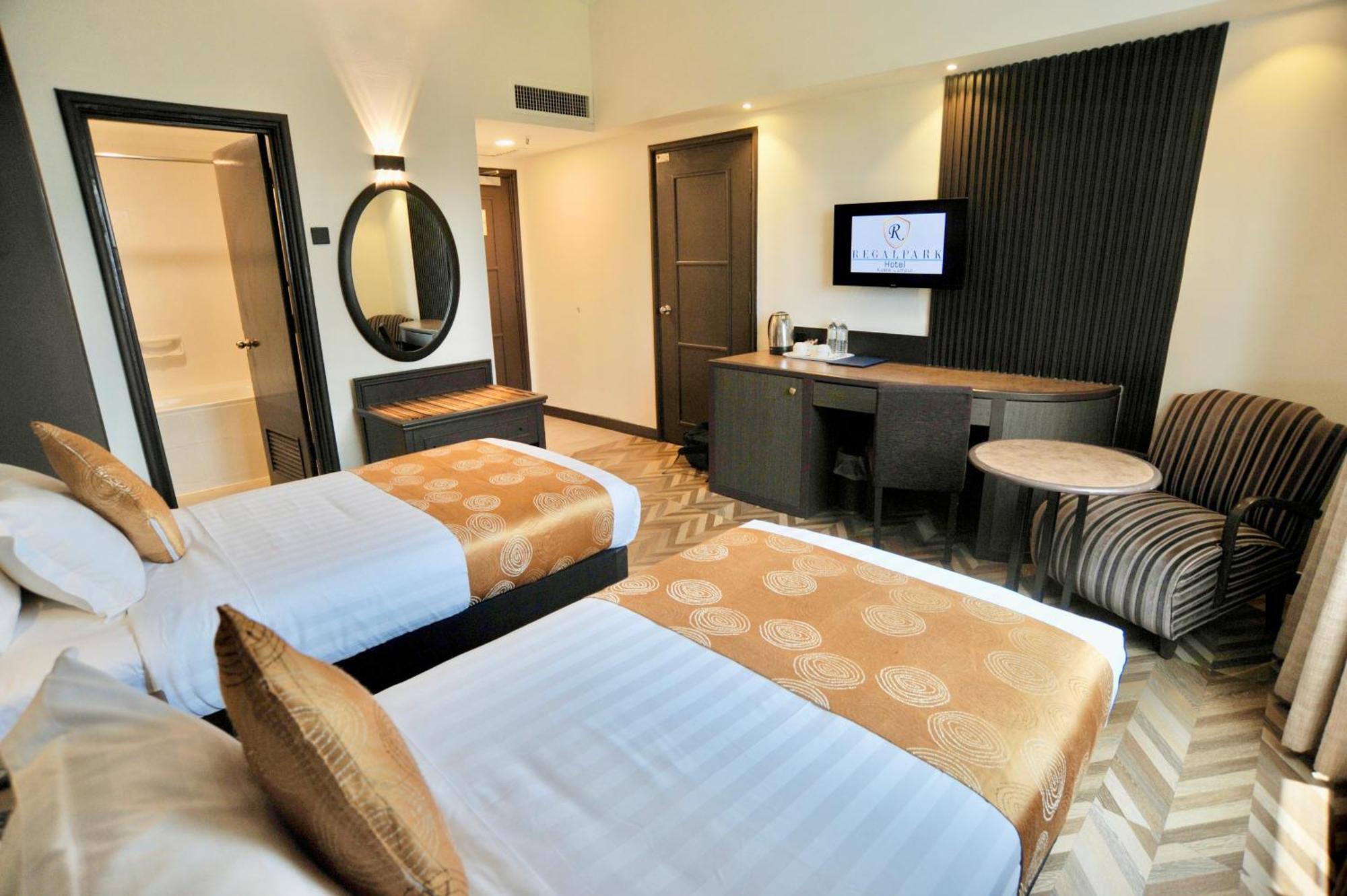 Regalpark Hotel Kuala Lumpur Ngoại thất bức ảnh