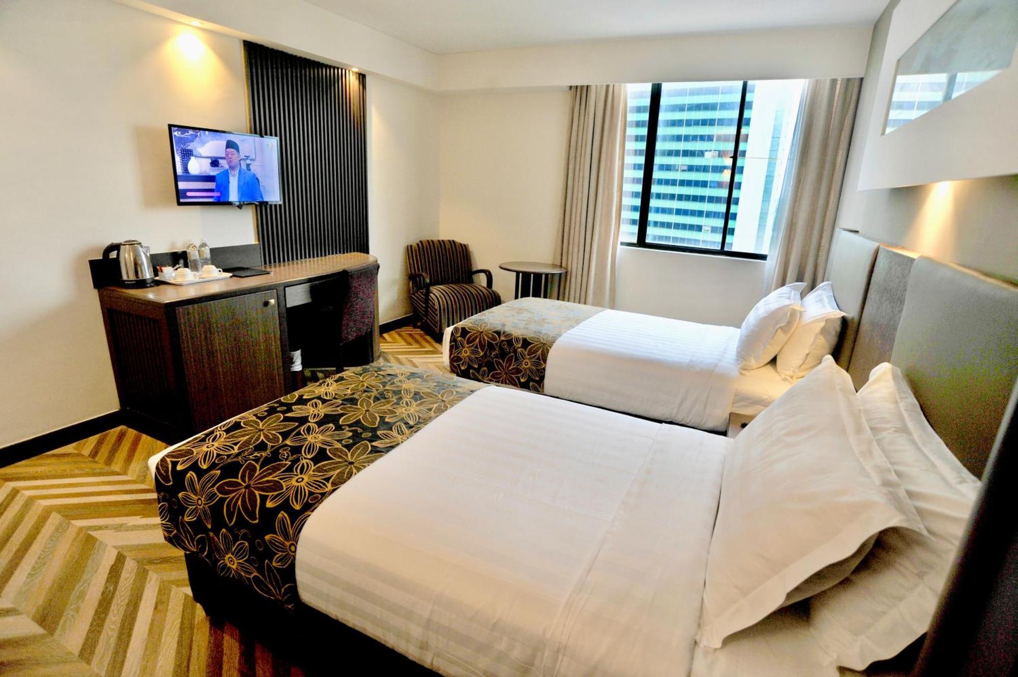 Regalpark Hotel Kuala Lumpur Ngoại thất bức ảnh
