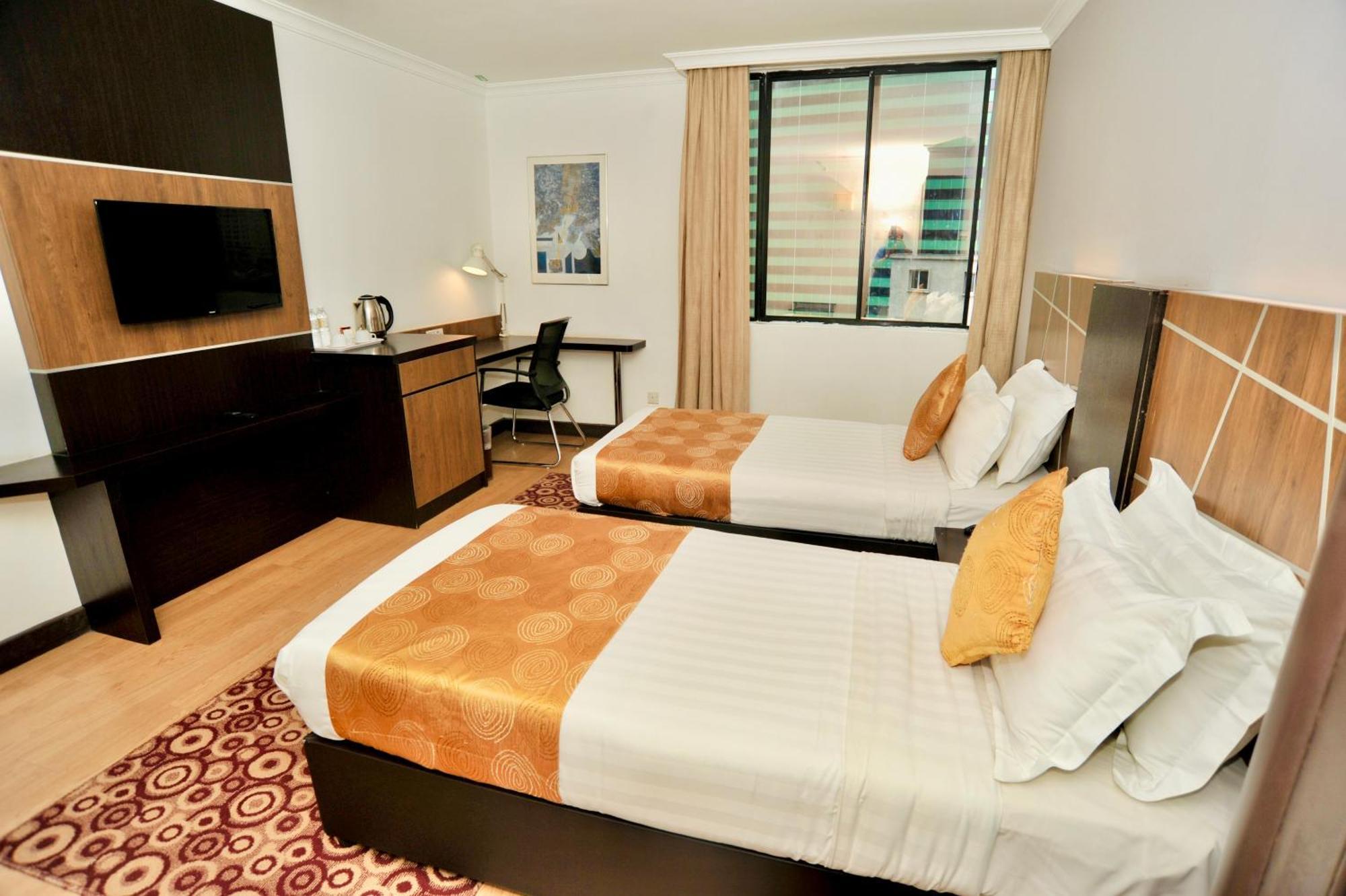 Regalpark Hotel Kuala Lumpur Ngoại thất bức ảnh
