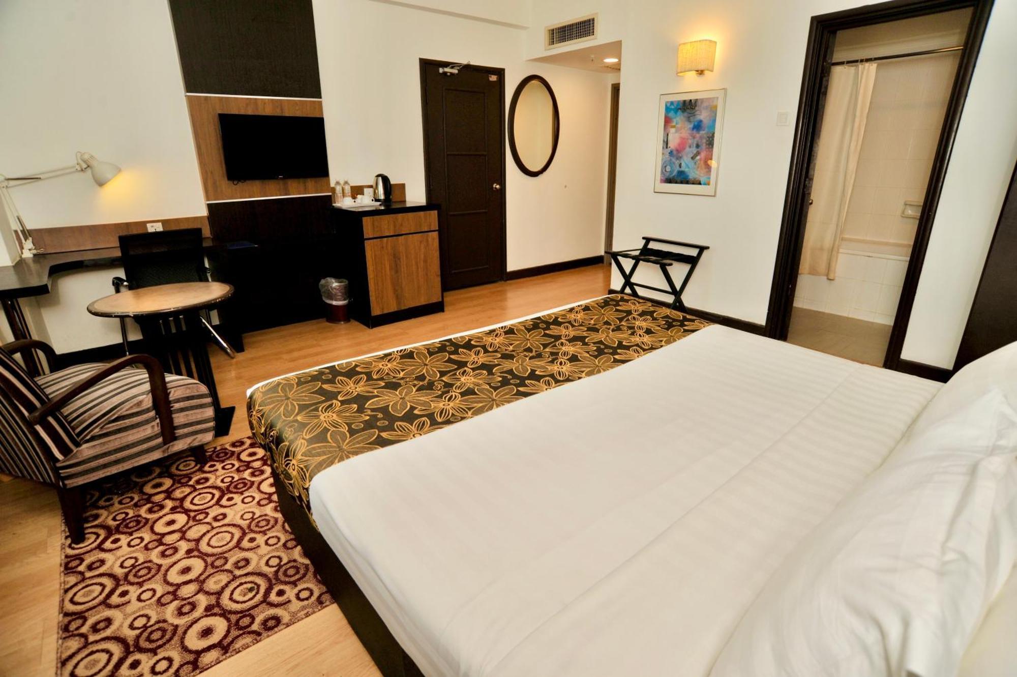 Regalpark Hotel Kuala Lumpur Ngoại thất bức ảnh