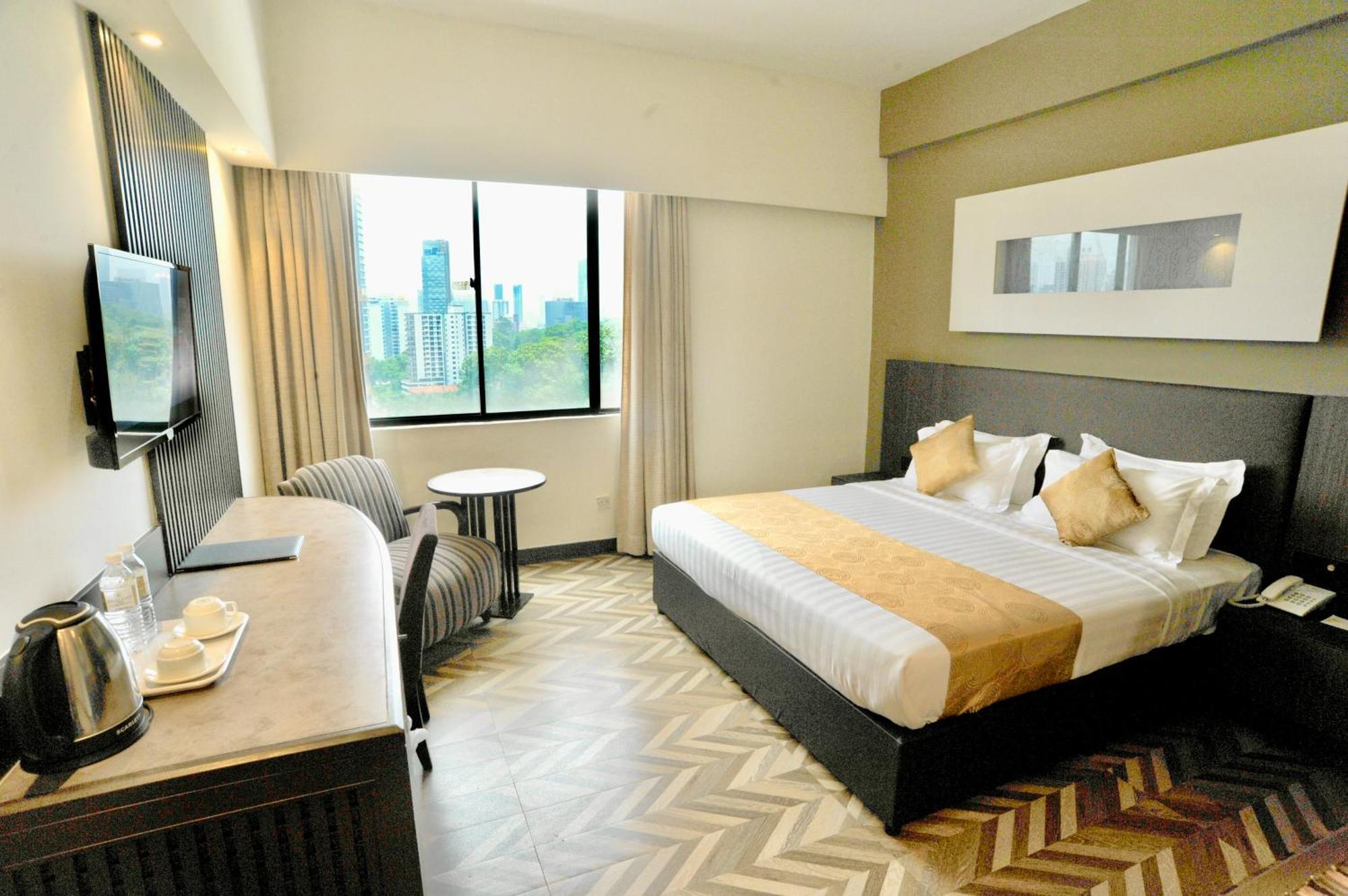 Regalpark Hotel Kuala Lumpur Ngoại thất bức ảnh