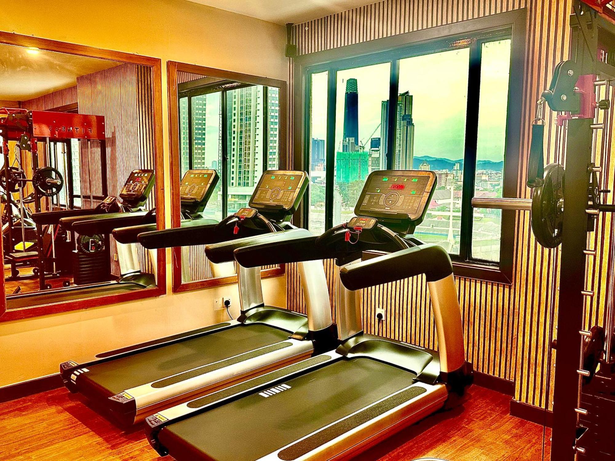 Regalpark Hotel Kuala Lumpur Ngoại thất bức ảnh